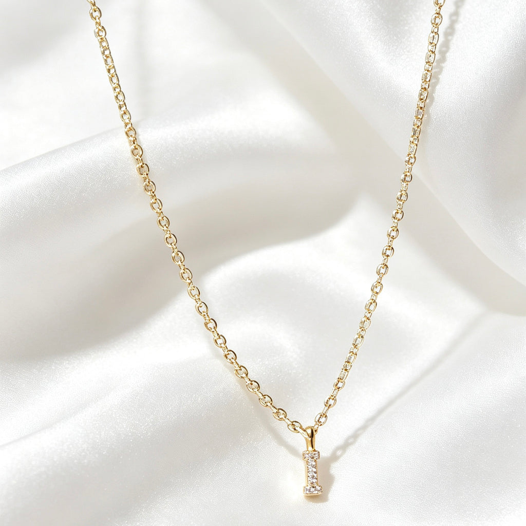 Collar con inicial "I" de circonita chapado en oro de 14 quilates | Plata S925 | Hecho a mano