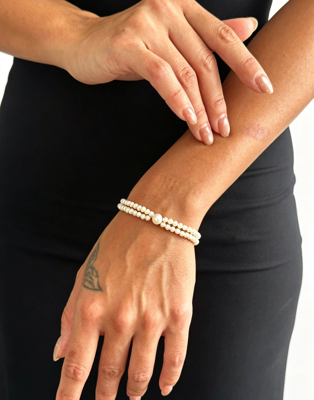 Pulsera de perlas de doble hilo | Perlas de agua dulce de 4 mm y 8 mm