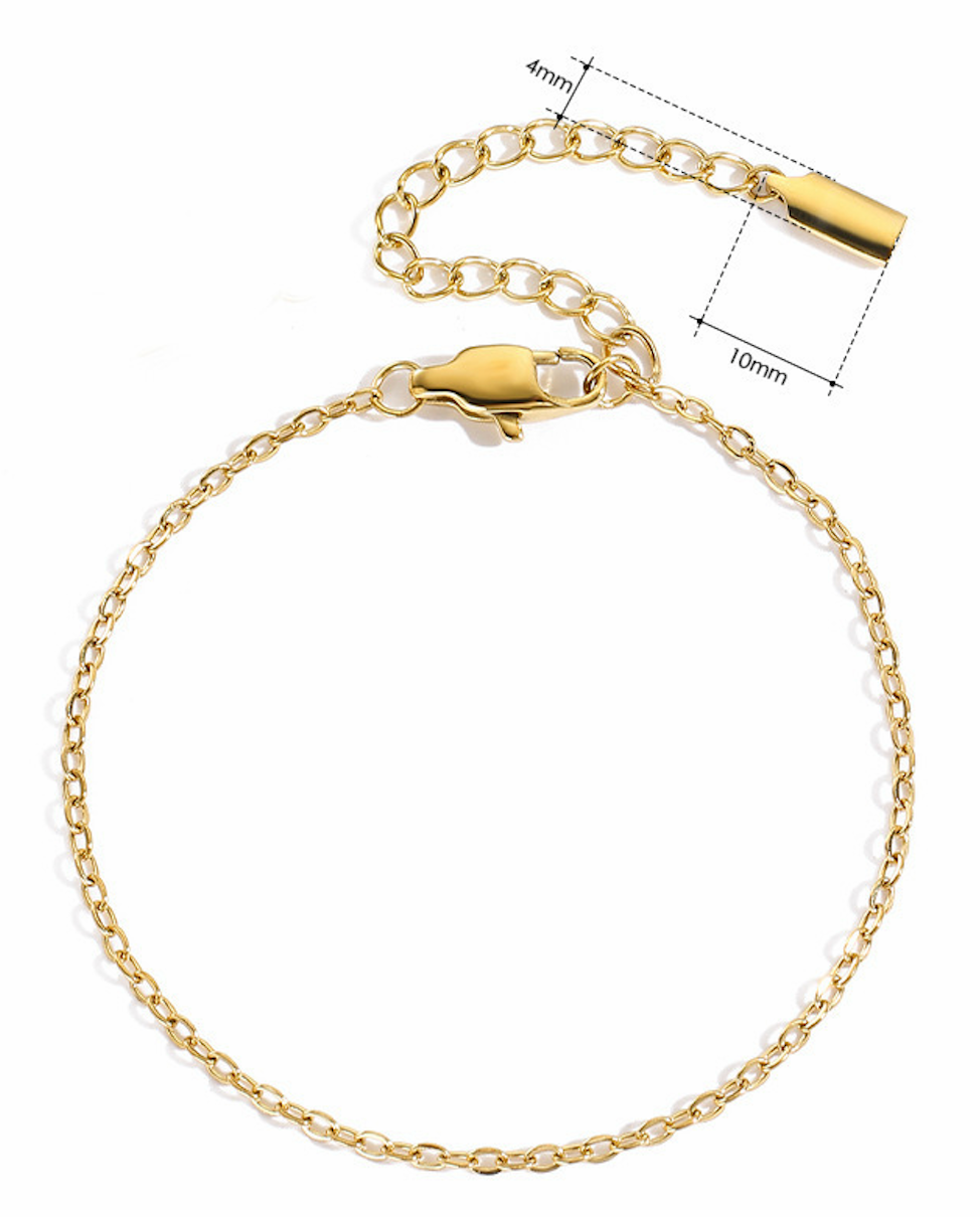 Pulsera de cadena delicada bañada en oro de 14K | Diseño minimalista