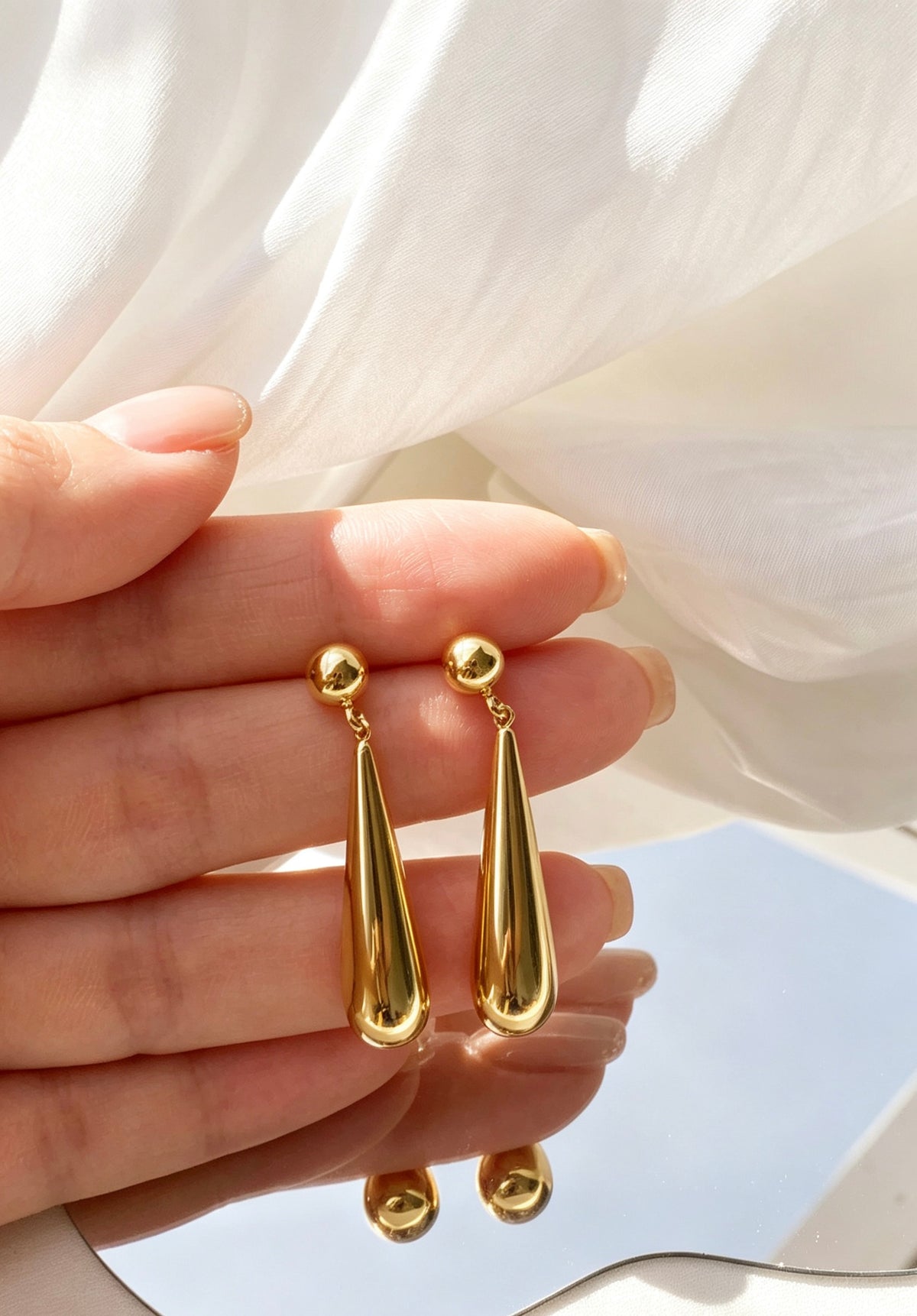 Pendientes de lágrima chapados en oro de 14 quilates | Diseño vintage francés