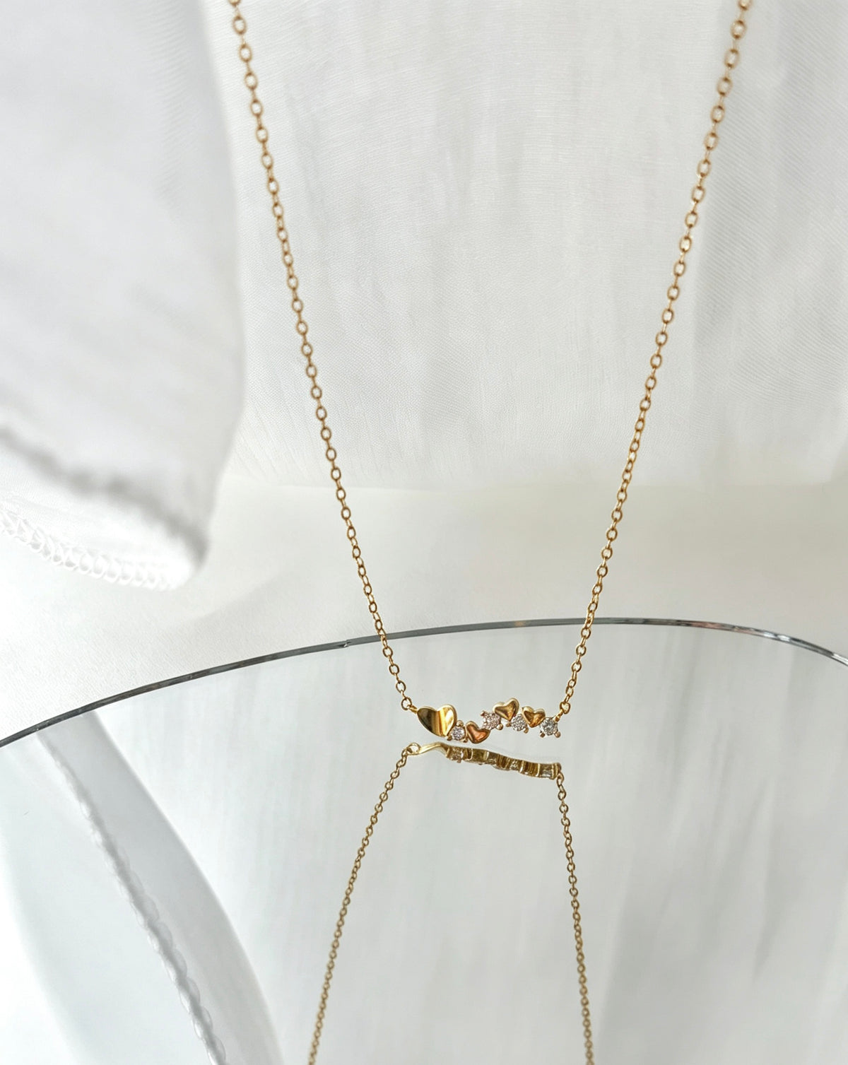 Collar de corazón y circonita bañado en oro de 14K | Plata de ley S925