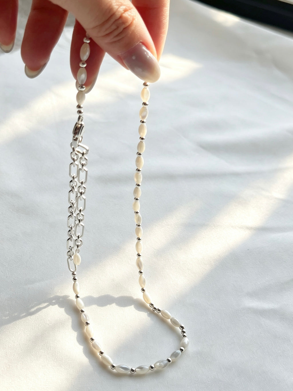 Collar de perlas de concha | Cuentas de concha natural de 4 mm, plata