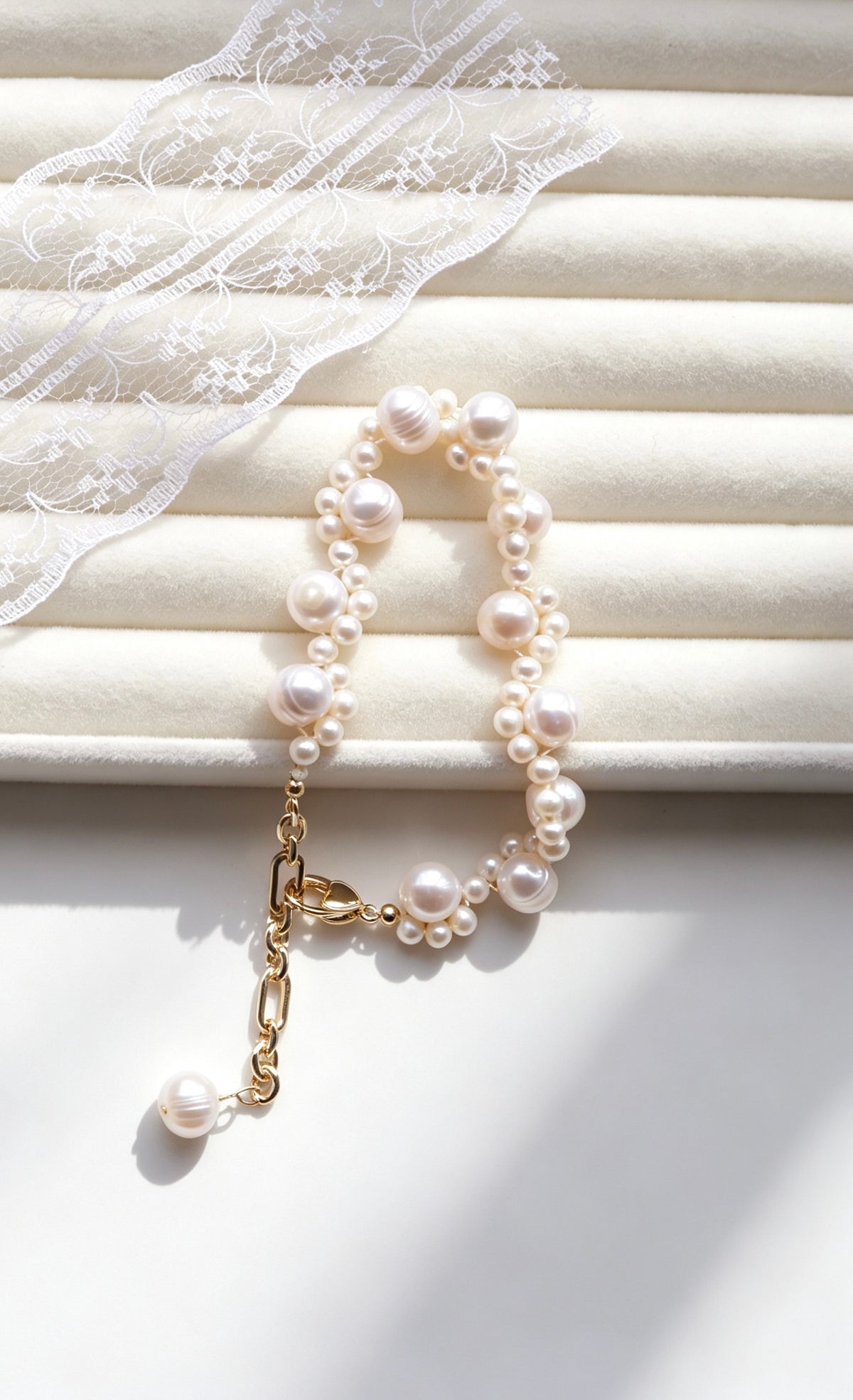 Pulsera de perlas de encaje | Perlas de agua dulce de 4 mm y 8 mm, oro