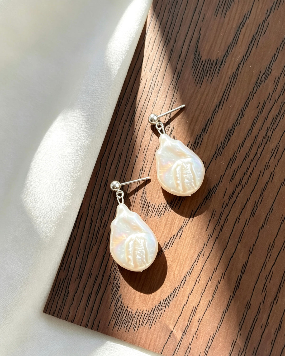 Pendientes de perla de agua dulce barroca | Plata de ley S925