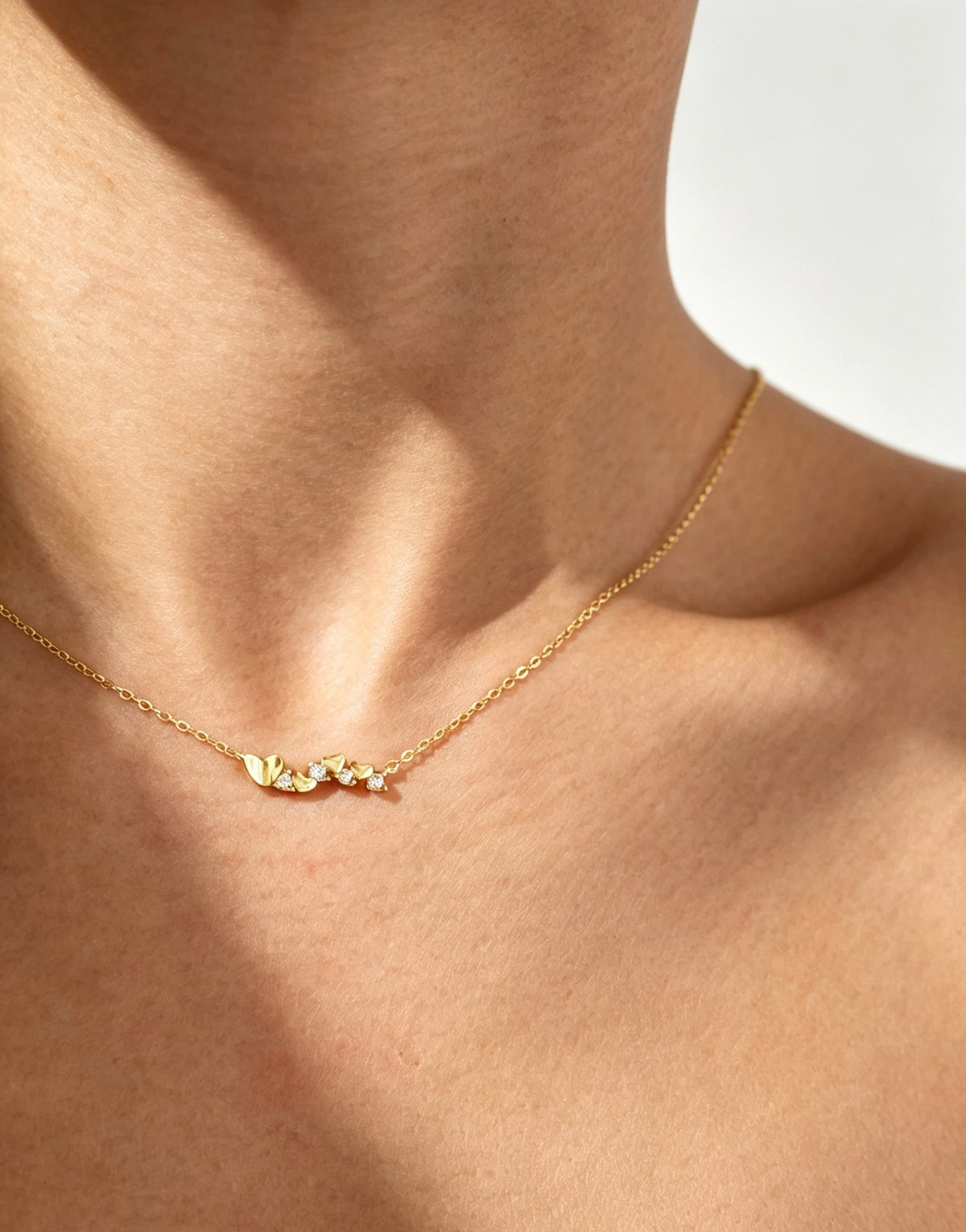 Collar de corazón y circonita bañado en oro de 14K | Plata de ley S925