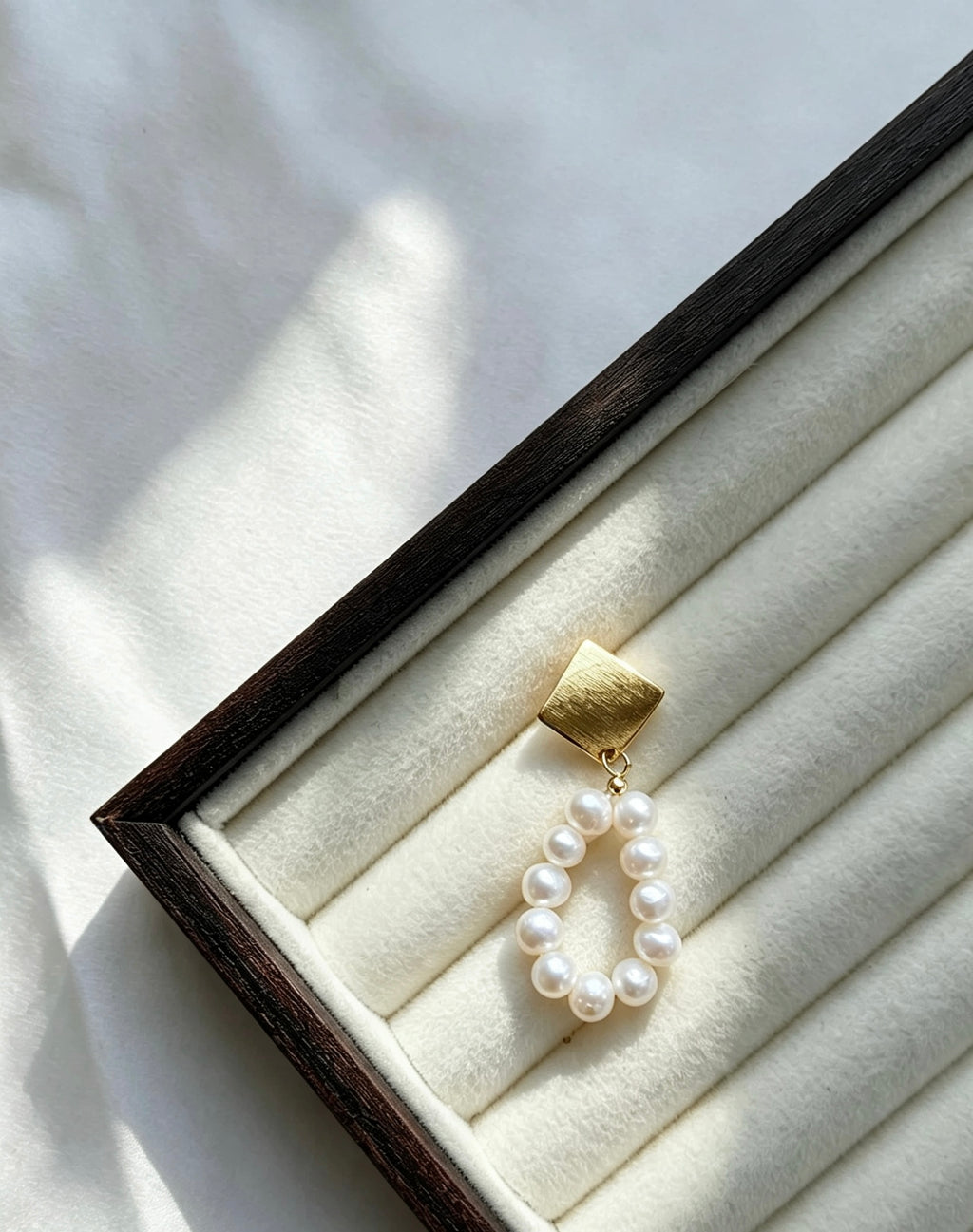 Freshwater Pearl Hoop Earrings | 14K Gold Plated, S925 Silver