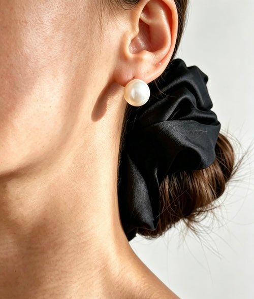 Pendientes de botón de perla redonda clásica de 10 mm | S925 chapado en oro